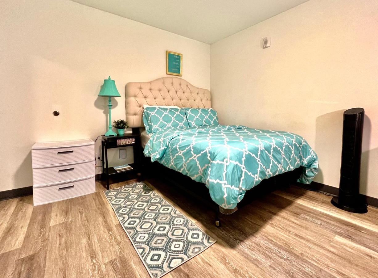 Private Room With Shared Bathroom On The 1St Floor 10 Minutes Walk To University Of Washington 西雅图 外观 照片